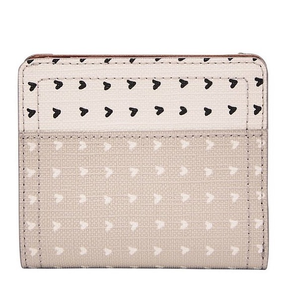 Fossil Handbags - NWOT Mini Fossil Wallet